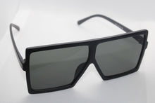 Load image into Gallery viewer, Any Occasion sunglasses
